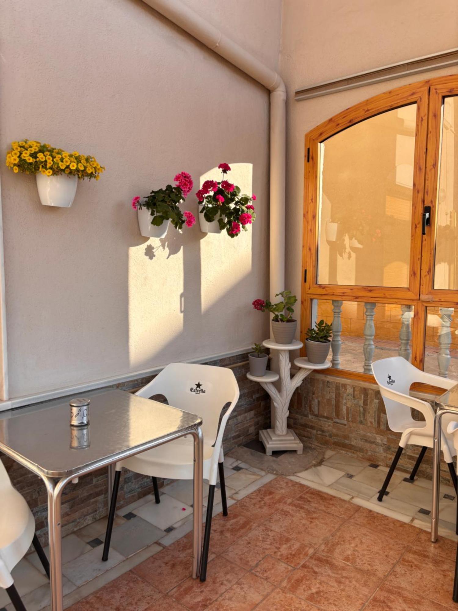 Hostal Las Dunas Cabo De Gata Ngoại thất bức ảnh
