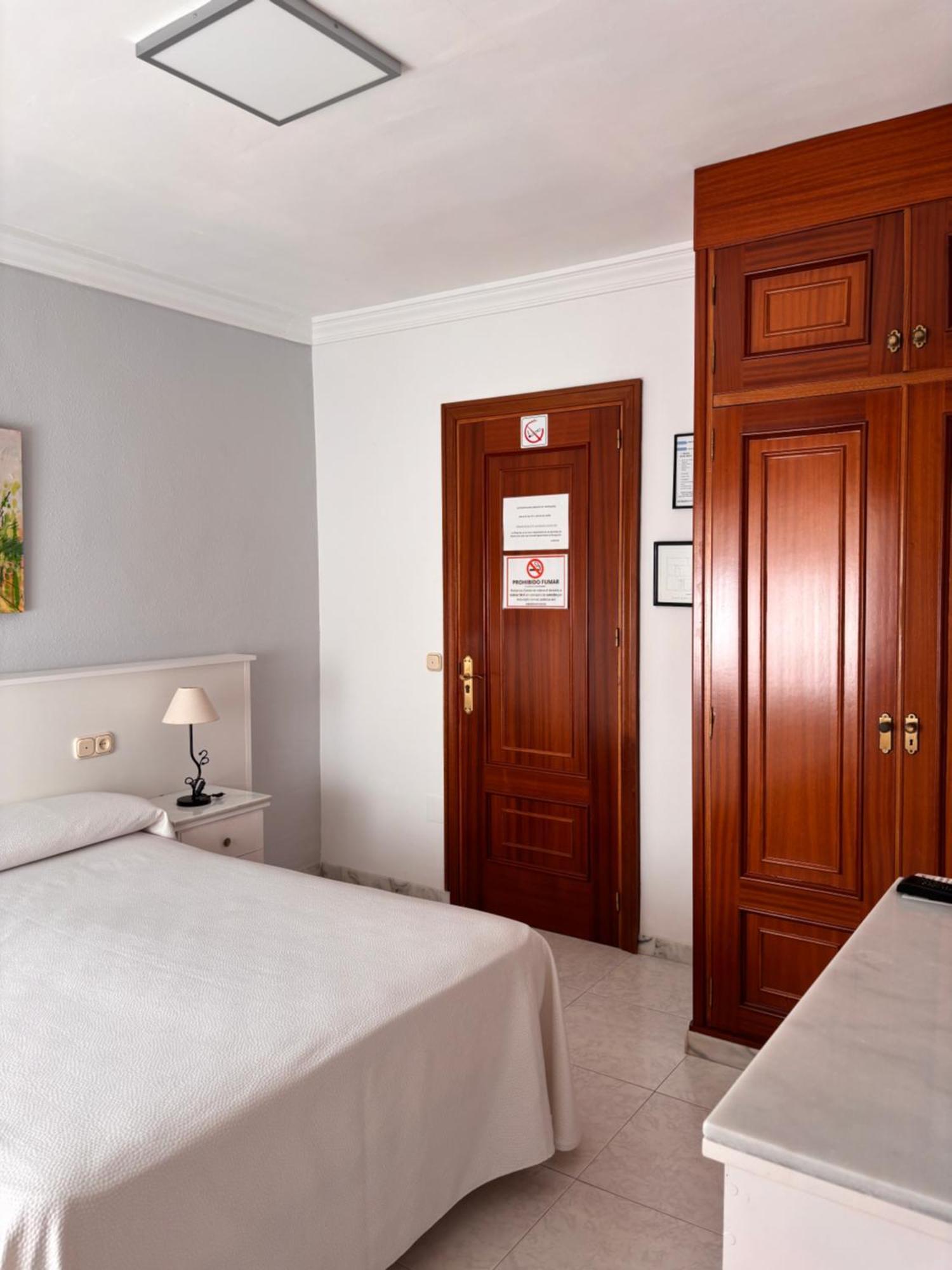 Hostal Las Dunas Cabo De Gata Ngoại thất bức ảnh