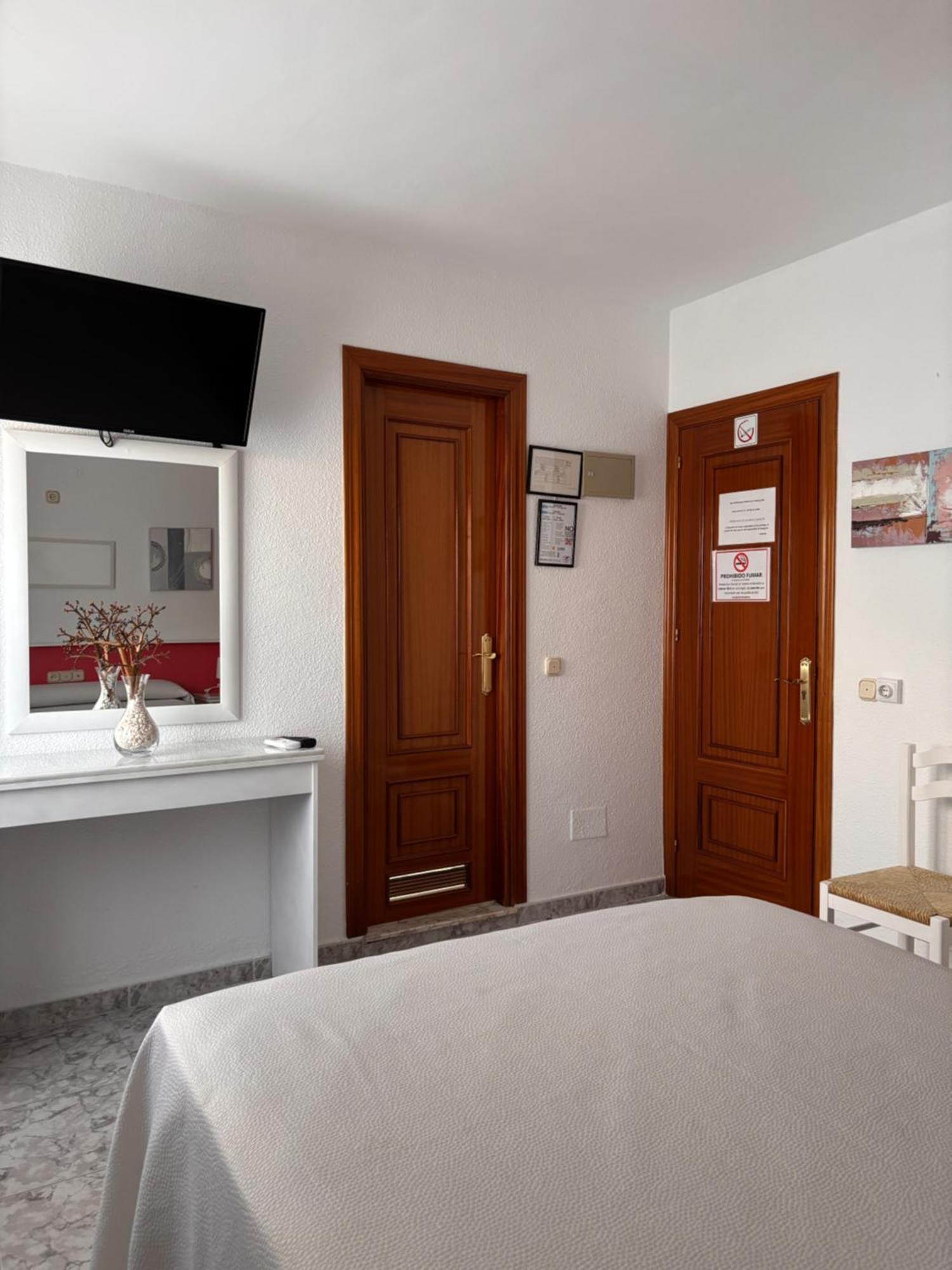Hostal Las Dunas Cabo De Gata Ngoại thất bức ảnh